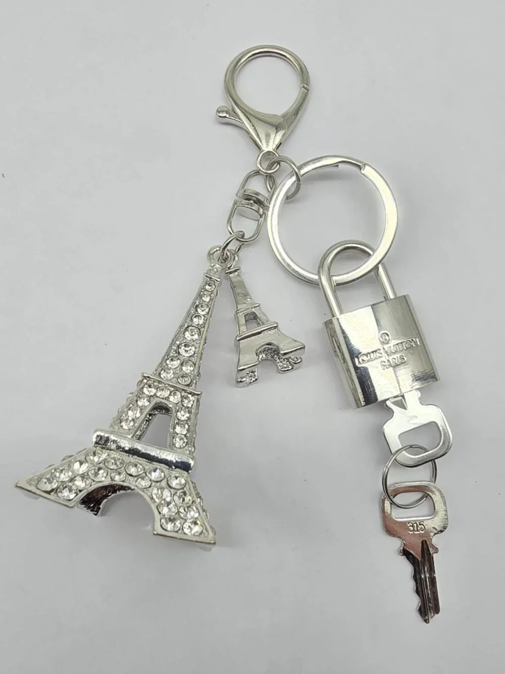 Authentic Louis Vuitton Silver Lock 🔒 Unbranded Eiffel Tower Keychain